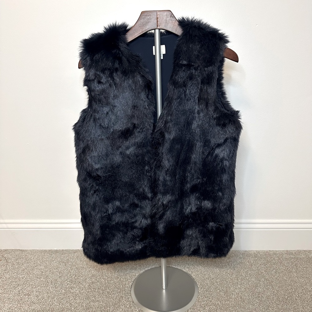 A New Day Navy Faux Fur Vest, Size Small